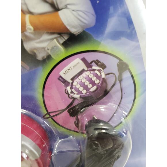 Cyber‎ Gear Mini Phone New in Factory Sealed Housing - with Earset & Microphone - Picture 4 of 6